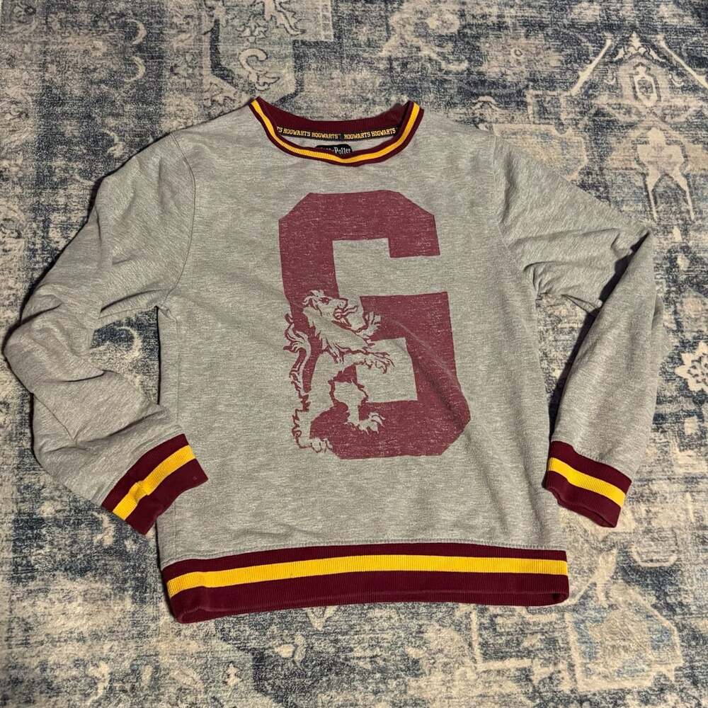 Harry Potter World Gryffindor Crew Sweatshirt Women's